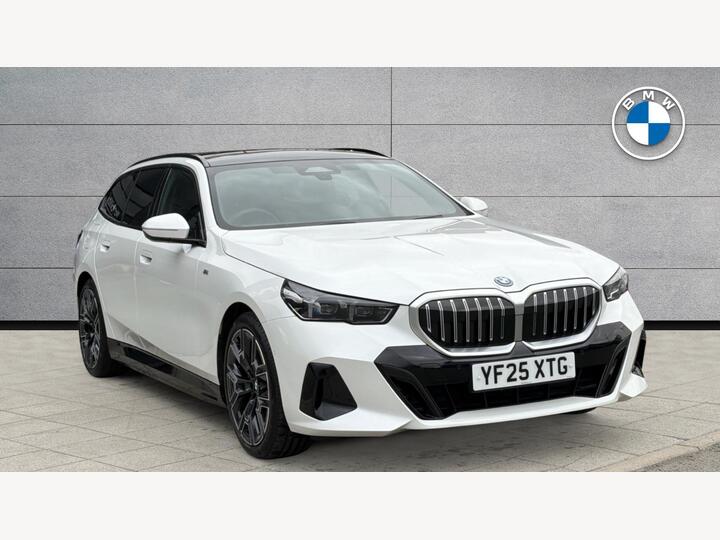 BMW 5 Series 2.0 530e 22.1kWh M Sport Touring Steptronic Euro 6 (s/s) 5dr