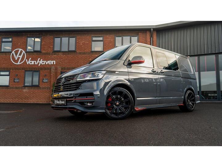 Volkswagen Transporter 2.0 TDI T32 Highline Kombi DSG FWD SWB Euro 6 (s/s) 5dr