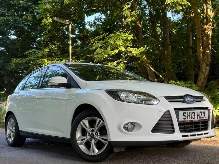 Ford Focus 1.6 Zetec Euro 5 5dr