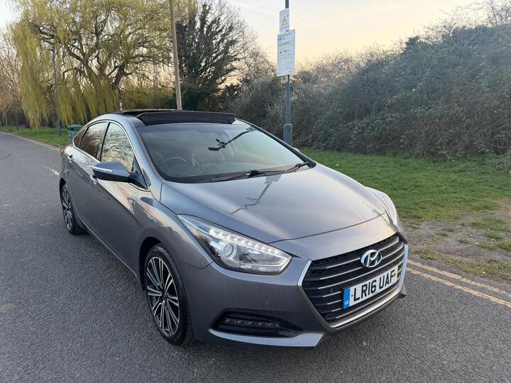 Hyundai I40 1.7 CRDi Blue Drive Premium DCT Euro 6 (s/s) 4dr Hyundai I40 1.7 CRDi Blue Drive Premium DCT Euro 6 (s/s) 4dr