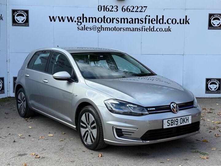 Volkswagen E-Golf 35.8kWh E-Golf Auto 5dr