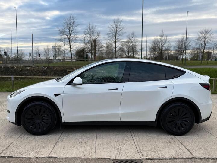 Tesla Model Y Auto RWD 5dr