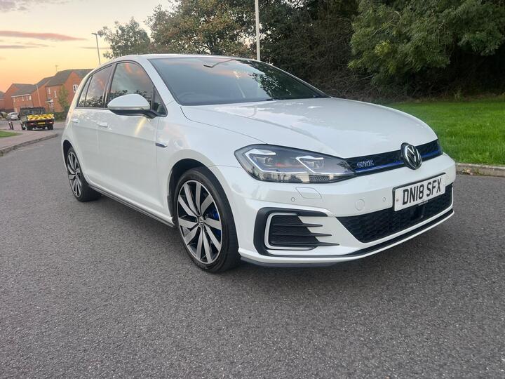 Volkswagen Golf 1.4 TSI 8.7kWh GTE Advance DSG Euro 6 (s/s) 5dr