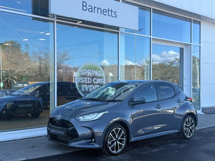 Toyota Yaris 1.5 VVT-h Design E-CVT Euro 6 (s/s) 5dr