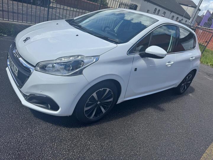 Peugeot 208 1.2 PureTech Tech Edition Euro 6 (s/s) 5dr