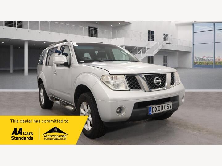 Nissan Pathfinder 2.5 TD Platinum 5dr Nissan Pathfinder 2.5 TD Platinum 5dr