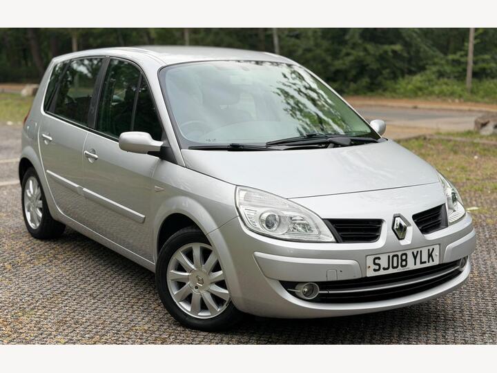Renault Scenic 1.6 VVT Dynamique 5dr