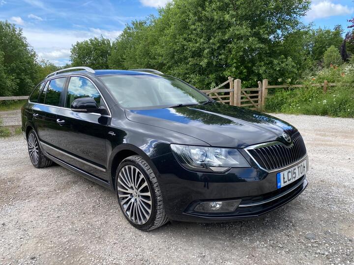 Skoda Superb 2.0 TDI Laurin & Klement DSG Euro 5 (s/s) 5dr