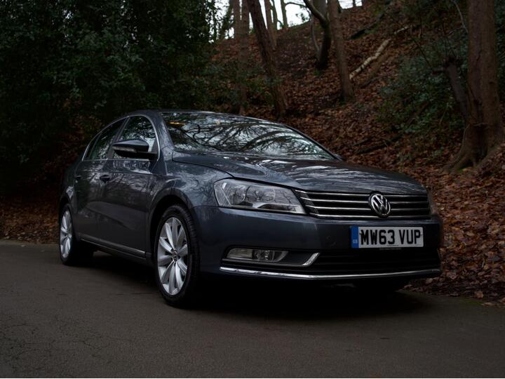 Volkswagen Passat 1.6 TDI BlueMotion Tech Highline Euro 5 (s/s) 4dr