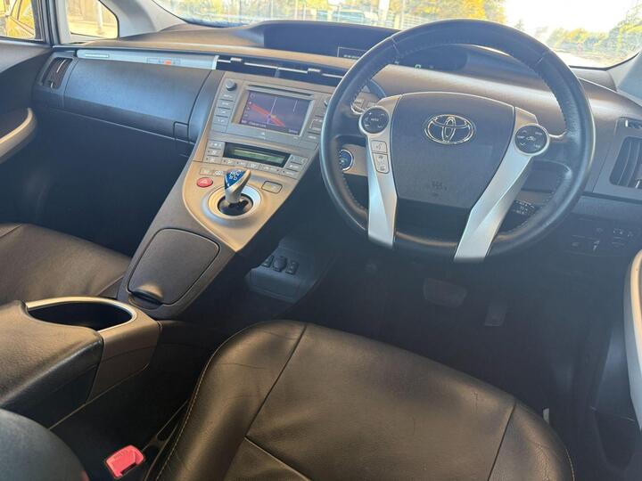 Toyota Prius 1.8 VVT-h CVT Euro 5 (s/s) 5dr