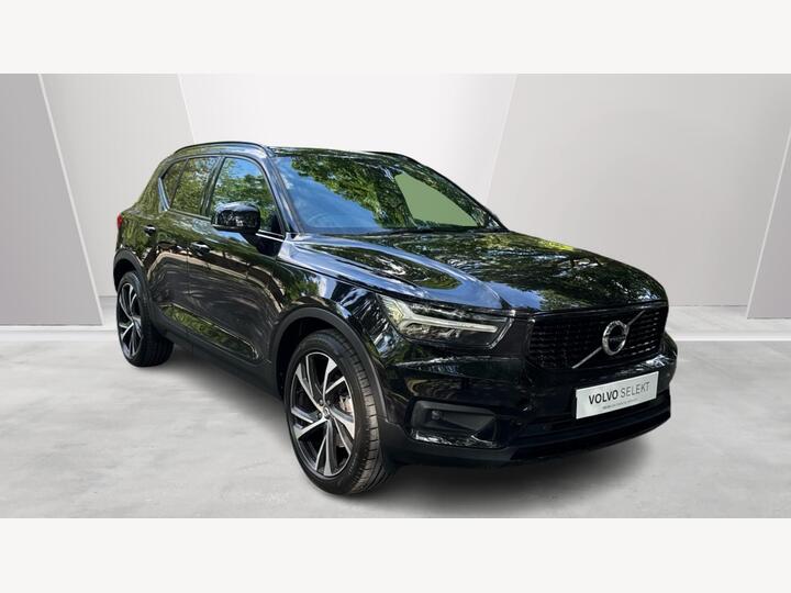 Volvo XC40 2.0 B4 MHEV R-Design Pro Auto Euro 6 (s/s) 5dr