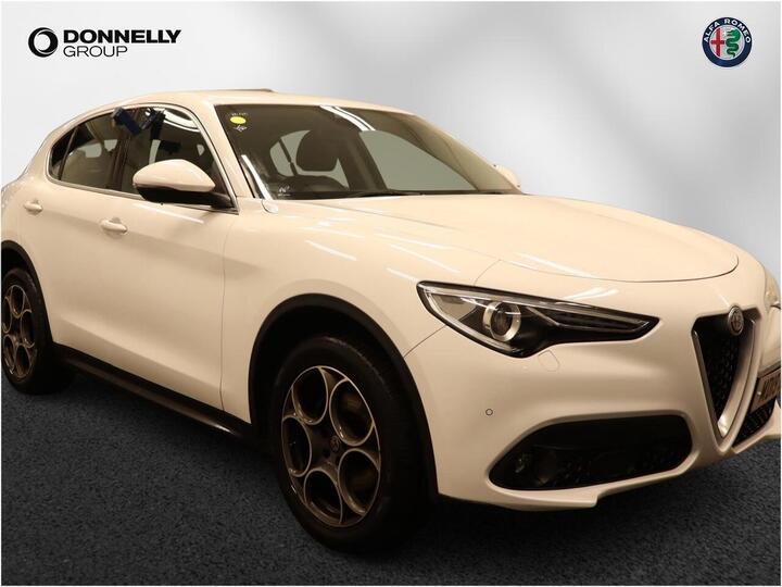 Alfa Romeo Stelvio 2.2 TD Speciale Auto Q4 AWD Euro 6 (s/s) 5dr Alfa Romeo Stelvio 2.2 TD Speciale Auto Q4 AWD Euro 6 (s/s) 5dr