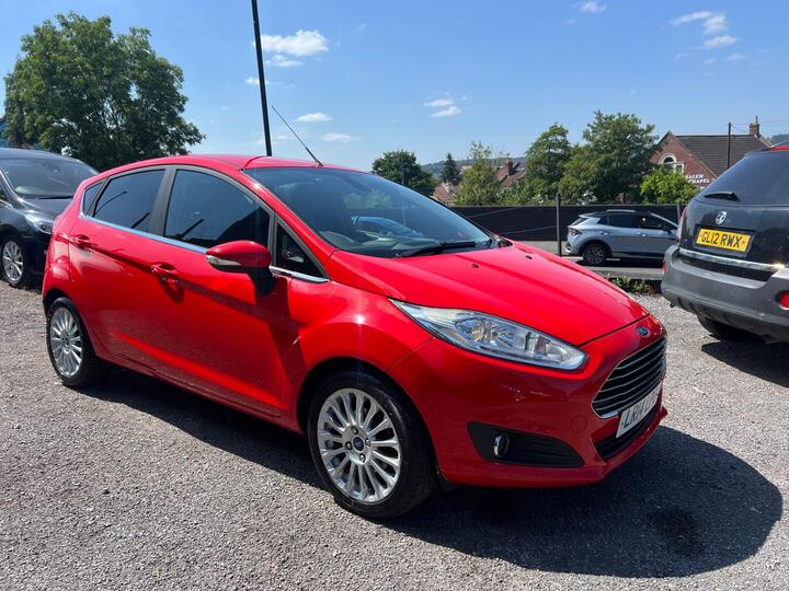 Ford Fiesta 1.0T EcoBoost Titanium Euro 5 (s/s) 5dr