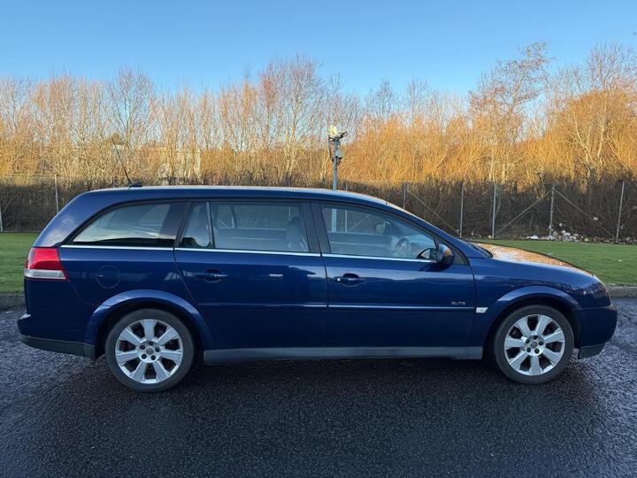Vauxhall Vectra 3.2i V6 24V Elite 5dr