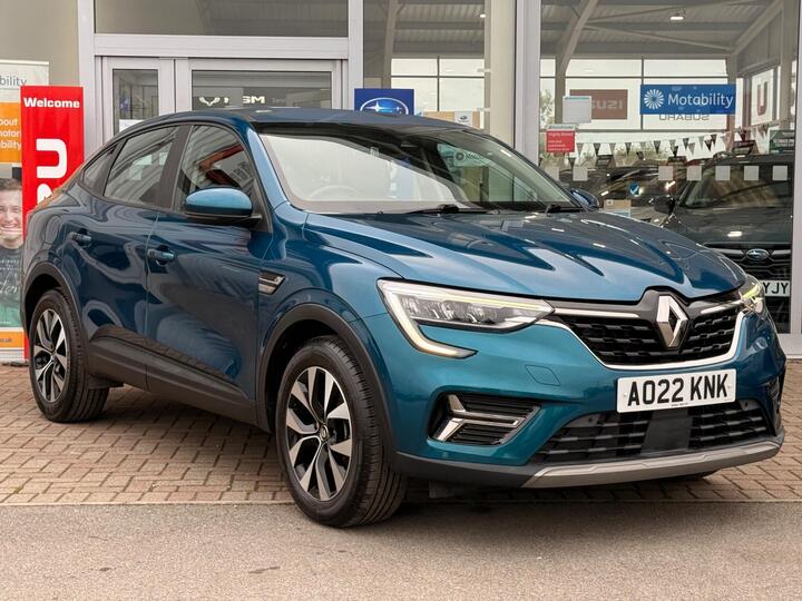 Renault Arkana 1.6 E-TECH Iconic Auto 2WD Euro 6 (s/s) 5dr Renault Arkana 1.6 E-TECH Iconic Auto 2WD Euro 6 (s/s) 5dr