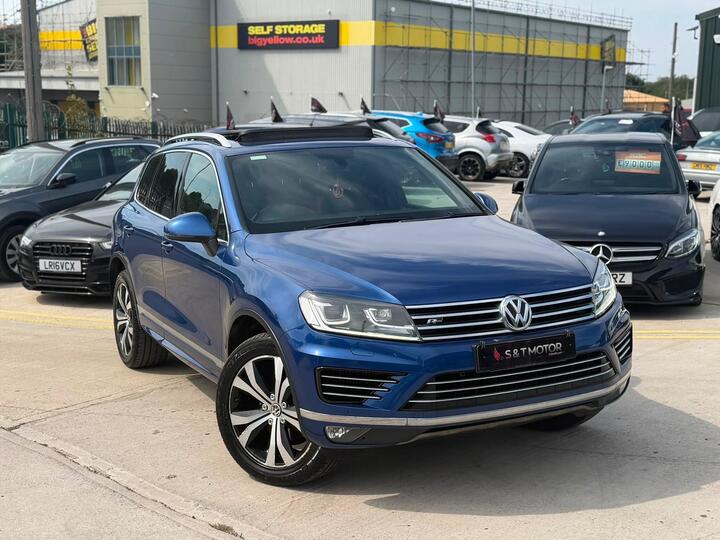 Volkswagen Touareg 3.0 TDI V6 BlueMotion Tech R-Line Tiptronic 4WD Euro 6 (s/s) 5dr