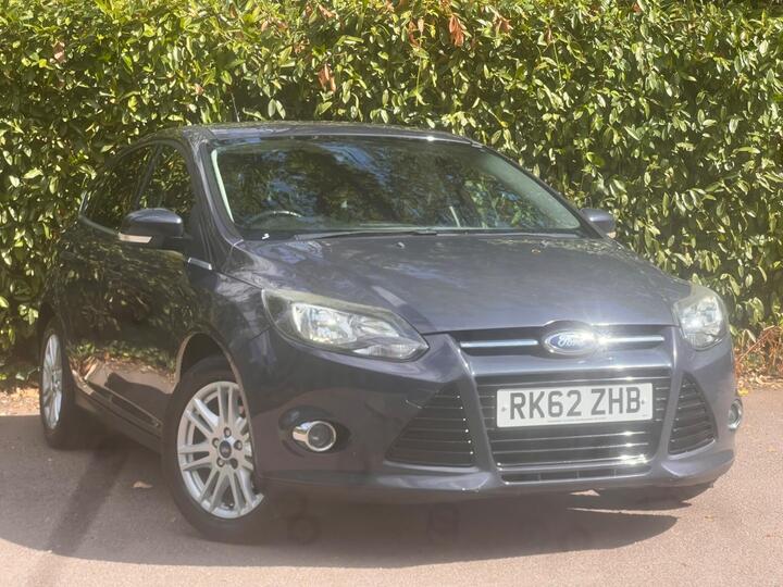 Ford Focus 1.0T EcoBoost Titanium Euro 5 (s/s) 5dr