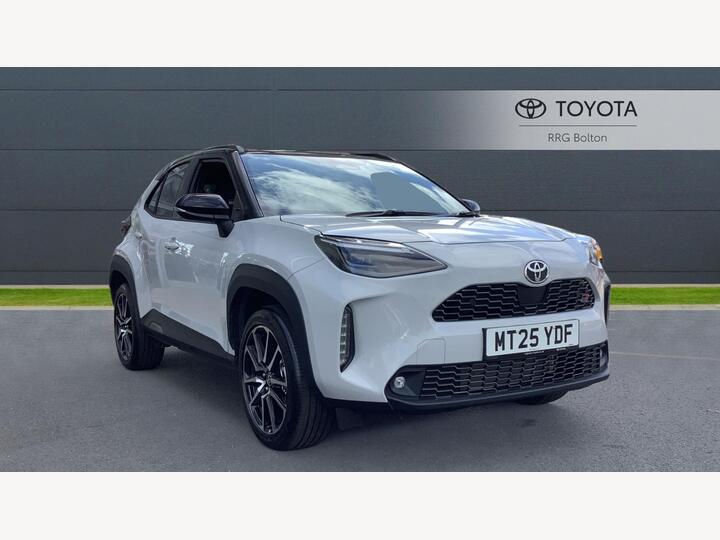 Toyota Yaris Cross 1.5 VVT-h GR SPORT E-CVT Euro 6 (s/s) 5dr Toyota Yaris Cross 1.5 VVT-h GR SPORT E-CVT Euro 6 (s/s) 5dr