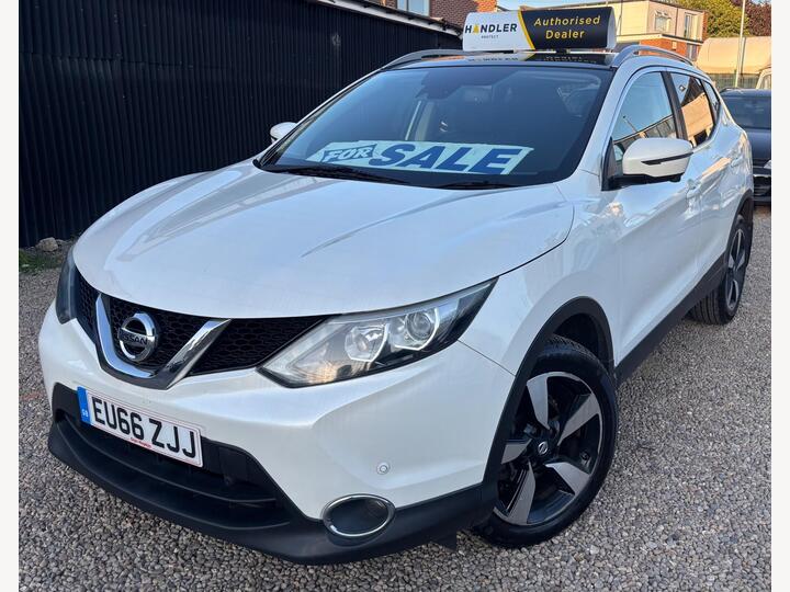 Nissan Qashqai 1.2 DIG-T N-Connecta 2WD Euro 6 (s/s) 5dr