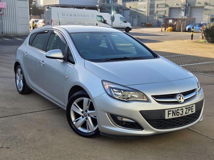 Vauxhall Astra 1.6 16v SRi Auto Euro 5 5dr