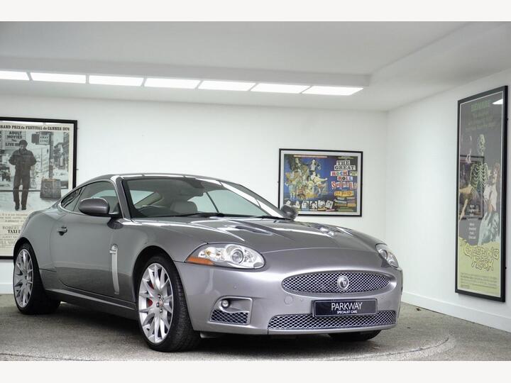 Jaguar XKR 4.2 V8 Auto Euro 4 2dr