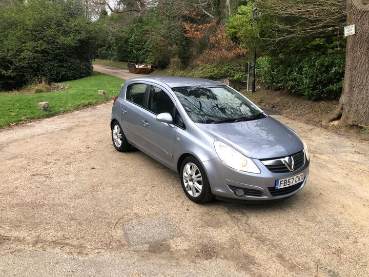 Vauxhall Corsa 1.4i 16v Design 5dr (a/c)