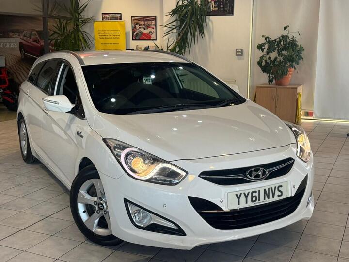 Hyundai I40 1.7 CRDi Blue Drive Style Euro 5 (s/s) 5dr Hyundai I40 1.7 CRDi Blue Drive Style Euro 5 (s/s) 5dr