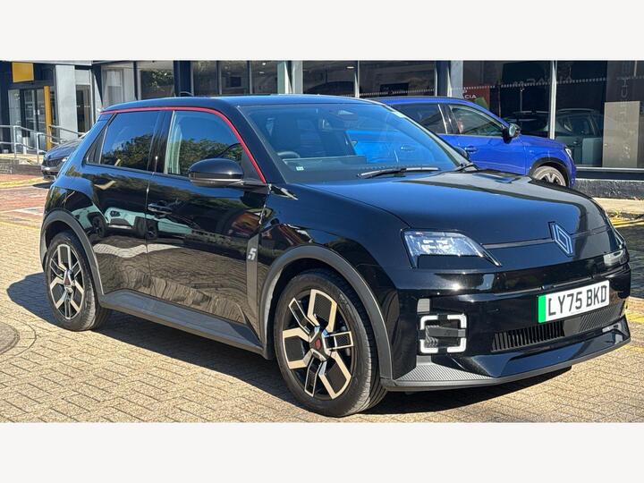 Renault Renault 5 Urban Range 40kWh Techno Auto 5dr