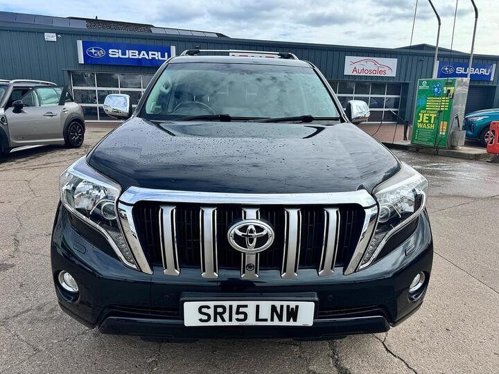 Toyota Land Cruiser 3.0 D-4D Invincible Auto 4WD Euro 5 5dr (7 Seats) Toyota Land Cruiser 3.0 D-4D Invincible Auto 4WD Euro 5 5dr (7 Seats)