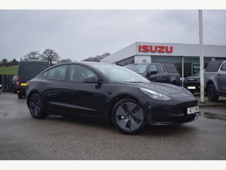 Tesla Model 3 Standard Range Plus Auto RWD 4dr