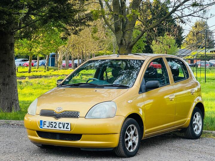 Toyota Yaris 1.3 VVT-i 16v CDX 5dr