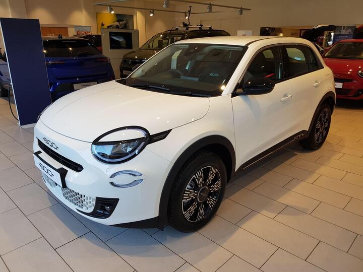 Fiat 600 1.2 MHEV E-DCT Euro 6 (s/s) 5dr