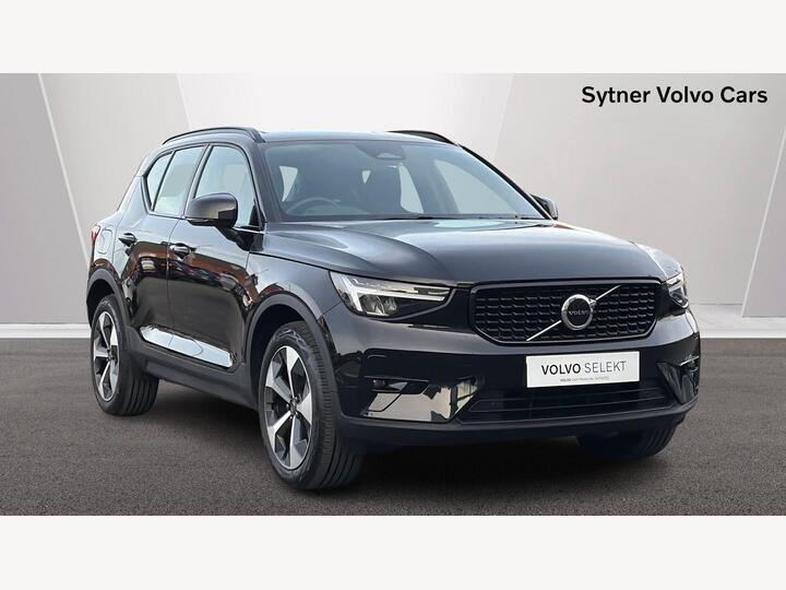 Volvo XC40 2.0 B4 MHEV Plus Dark DCT Auto Euro 6 (s/s) 5dr