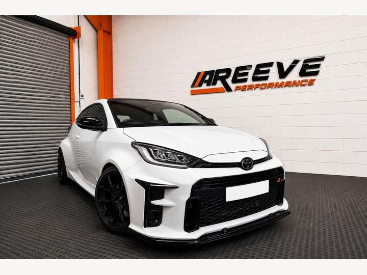 Toyota YARIS 1.6T GR Circuit AWD Euro 6 3dr