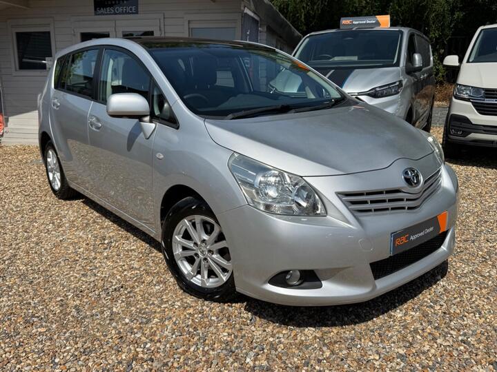 Toyota Verso 1.8 V-Matic TR Multidrive S Euro 5 5dr