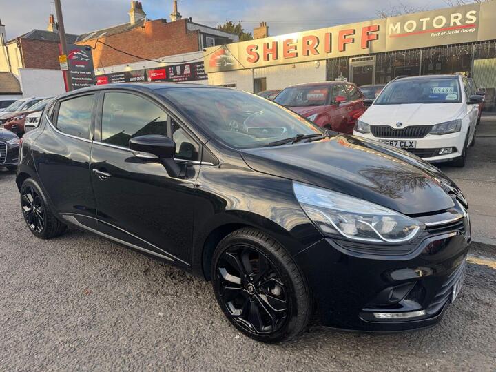 Renault CLIO 1.5 DCi Iconic Euro 6 (s/s) 5dr Renault CLIO 1.5 DCi Iconic Euro 6 (s/s) 5dr