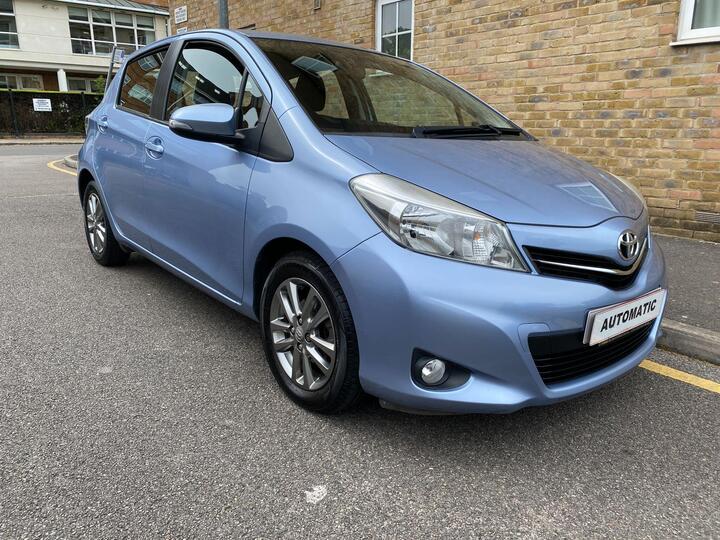 Toyota Yaris 1.33 Dual VVT-i Icon Plus Multidrive S Euro 5 5dr