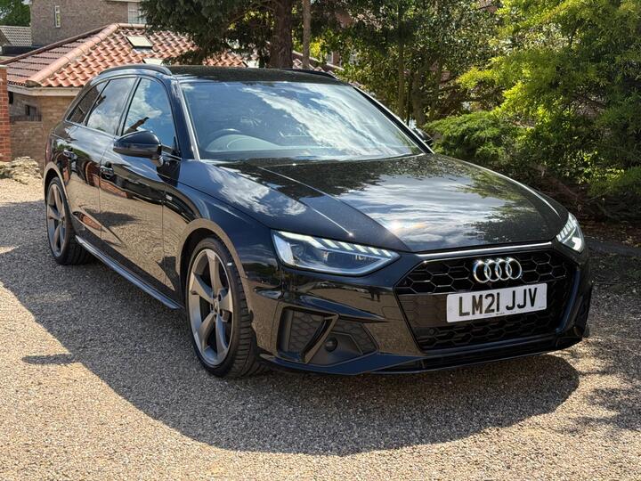 Audi A4 Avant 2.0 TFSI 35 Black Edition S Tronic Euro 6 (s/s) 5dr