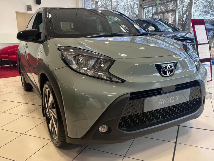 Toyota Aygo X 1.0 VVT-i Edge Euro 6 (s/s) 5dr