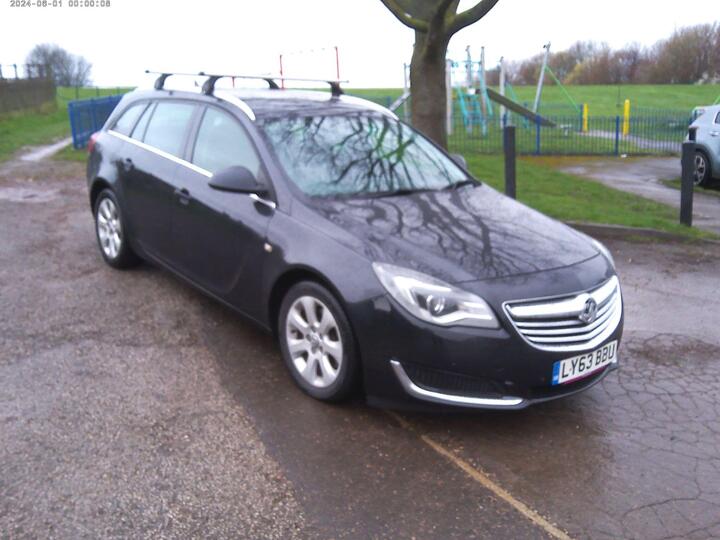 Vauxhall Insignia 2.0 CDTi EcoFLEX Design Nav Sports Tourer Euro 5 (s/s) 5dr Vauxhall Insignia 2.0 CDTi EcoFLEX Design Nav Sports Tourer Euro 5 (s/s) 5dr