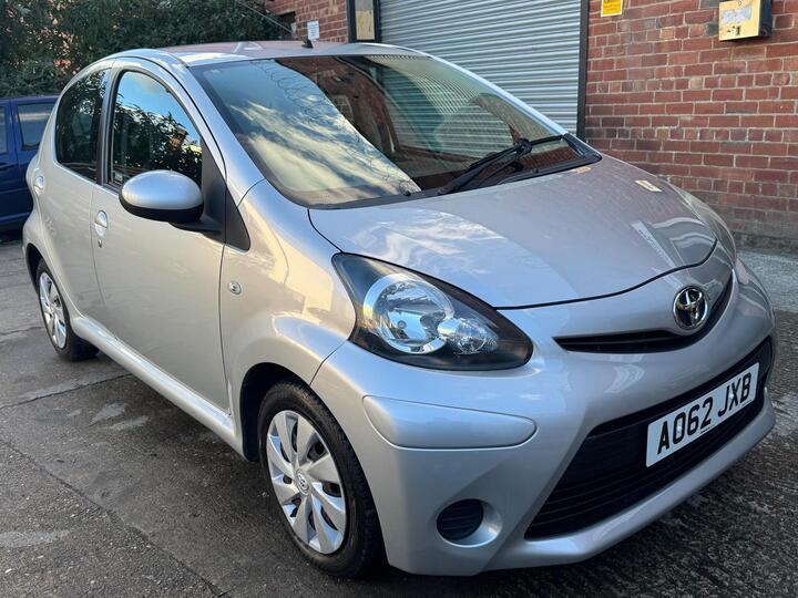 Toyota AYGO 1.0 VVT-i Ice MultiMode Euro 5 5dr