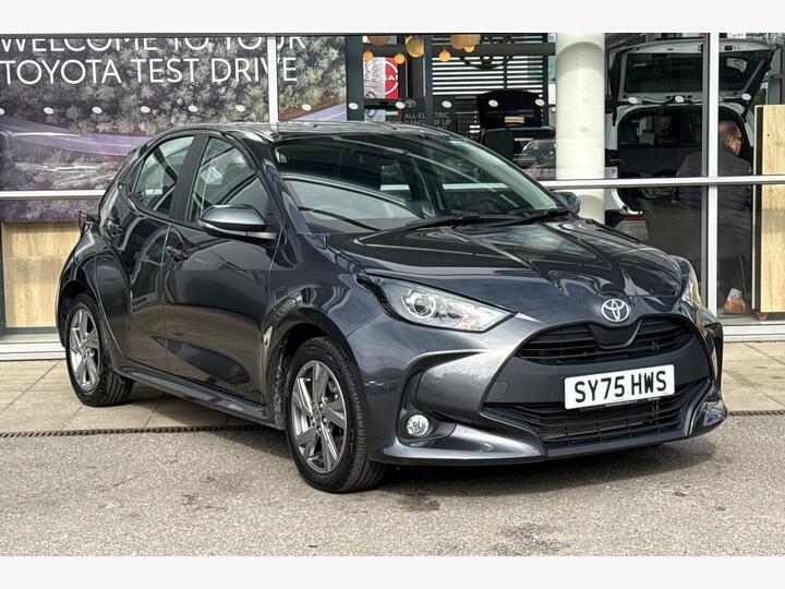 Toyota Yaris 1.5 VVT-h Icon E-CVT Euro 6 (s/s) 5dr