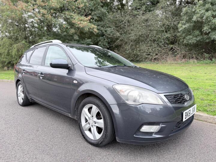 Kia Ceed 1.6 CRDi EcoDynamics 2 Sports Wagon Euro 5 (s/s) 5dr