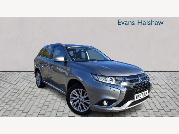Mitsubishi OUTLANDER ESTATE 2.0h 12kWh 4h CVT 4WD Euro 6 (s/s) 5dr Mitsubishi OUTLANDER ESTATE 2.0h 12kWh 4h CVT 4WD Euro 6 (s/s) 5dr