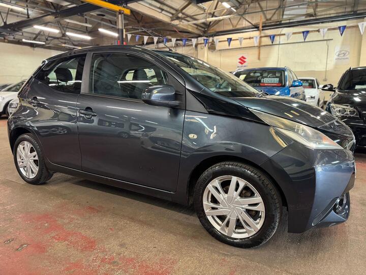 Toyota AYGO 1.0 VVT-i X-pression Euro 5 5dr Euro 5