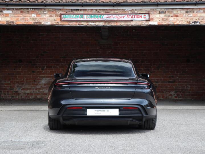 Porsche Taycan Performance 89kWh 4S Auto 4WD 4dr (11kW Charger)