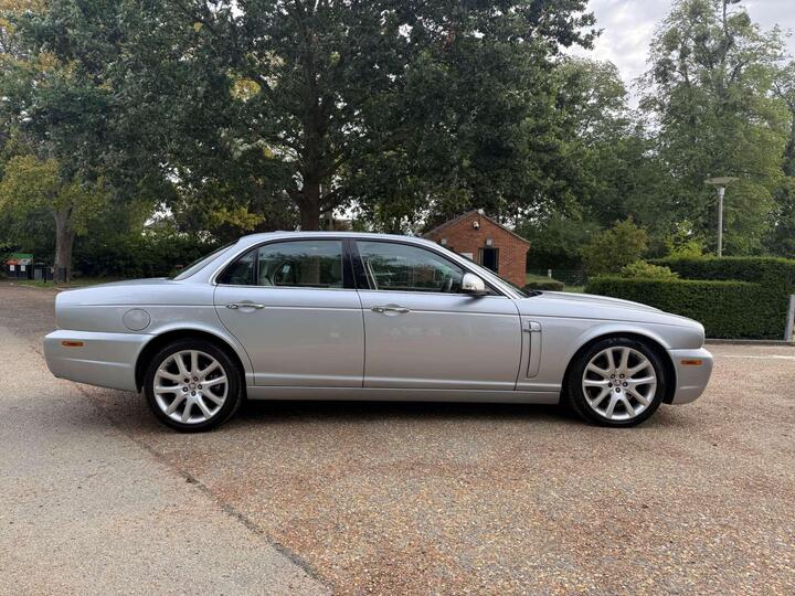 Jaguar XJ 2.7 TD Sovereign 4dr