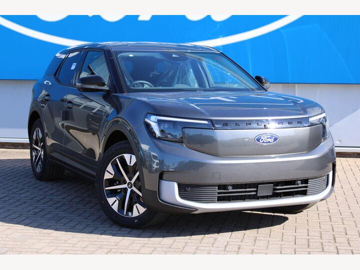Ford Explorer Standard Range 52kWh Style Auto 5dr