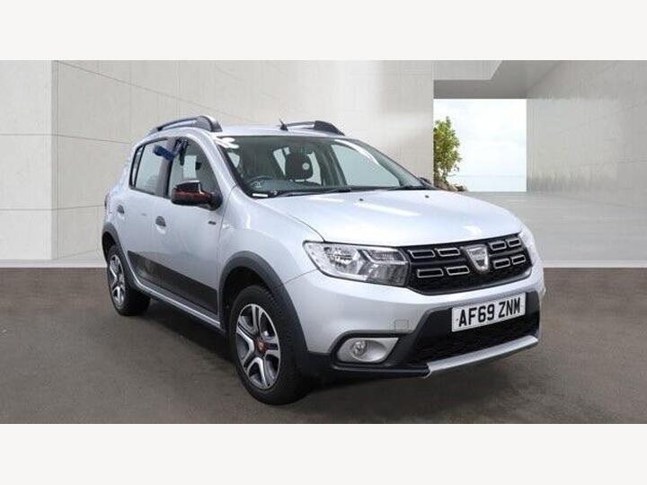 Dacia Sandero Stepway 0.9 TCe Techroad Euro 6 (s/s) 5dr Dacia Sandero Stepway 0.9 TCe Techroad Euro 6 (s/s) 5dr