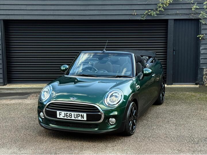 MINI Convertible 1.5 Cooper Steptronic Euro 6 (s/s) 2dr MINI Convertible 1.5 Cooper Steptronic Euro 6 (s/s) 2dr